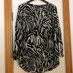 3/4 sleeve black and white women’s blouse